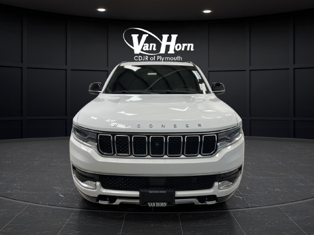 Used 2024 Jeep Wagoneer Series III w/ Convenience Group I AWD/4WD image 11