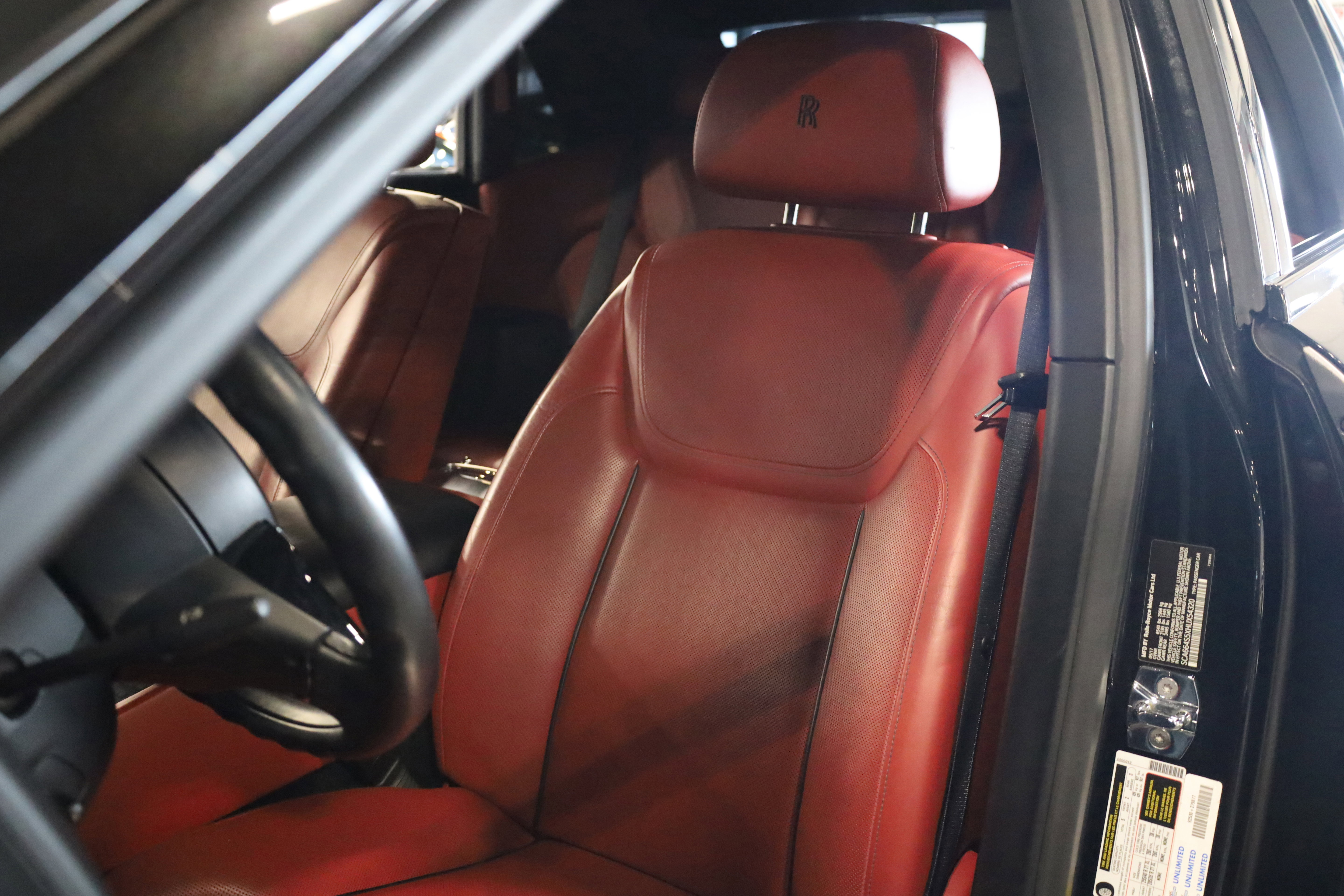 Used 2017 Rolls-Royce Ghost image 17