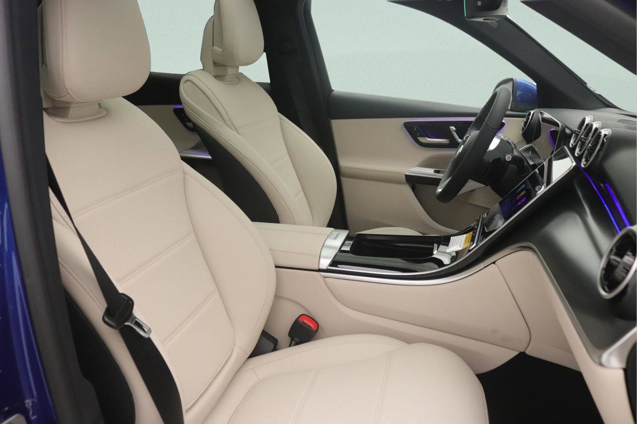 New 2026 Mercedes-Benz GLC 300 image 7