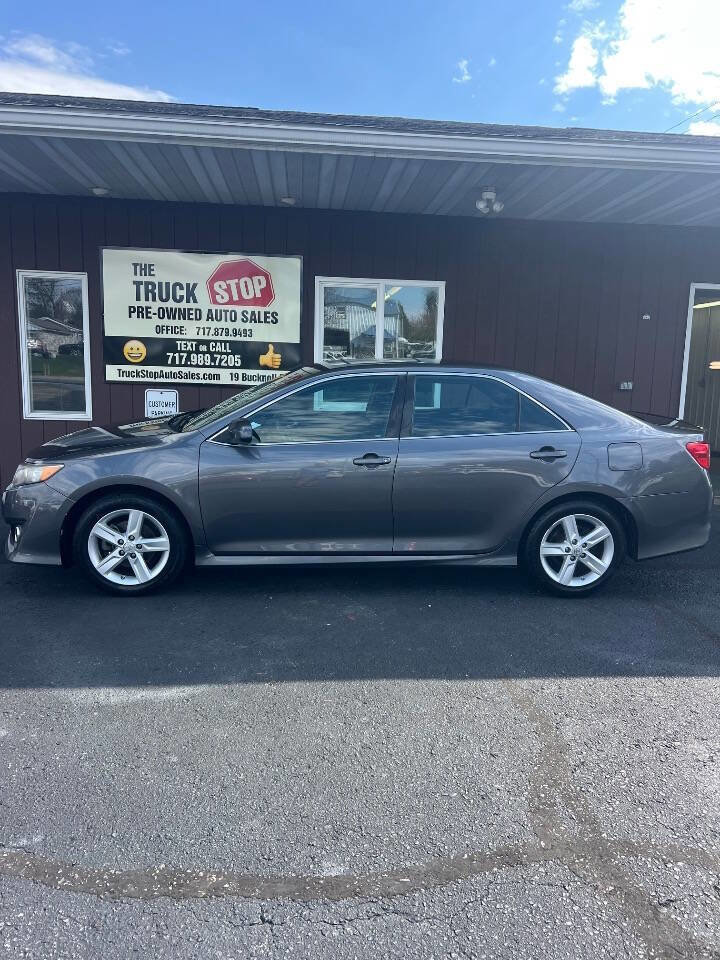 Used 2014 Toyota Camry SE w/ Protection Package image 2