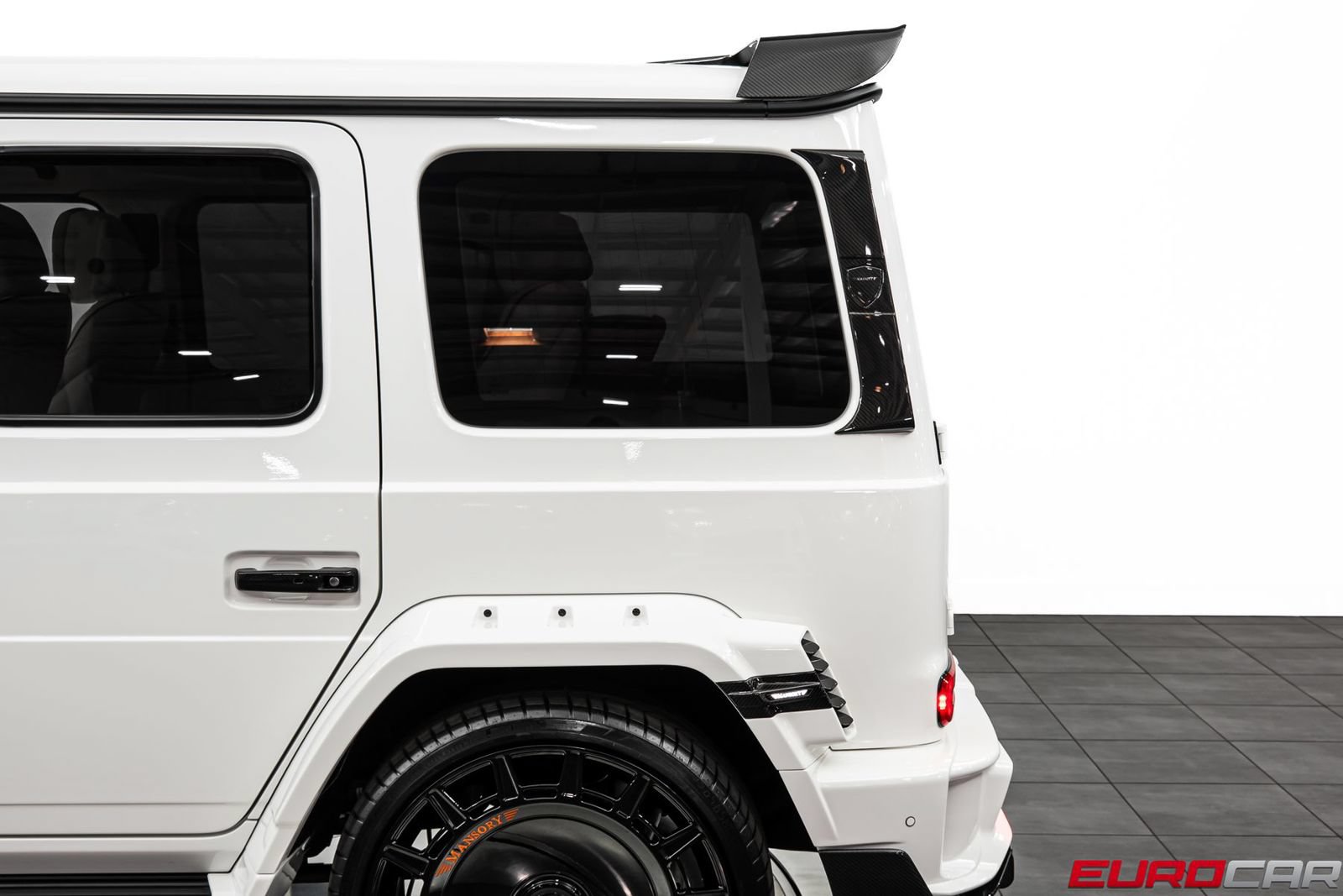 Used 2025 Mercedes-Benz G 63 AMG 4MATIC image 28