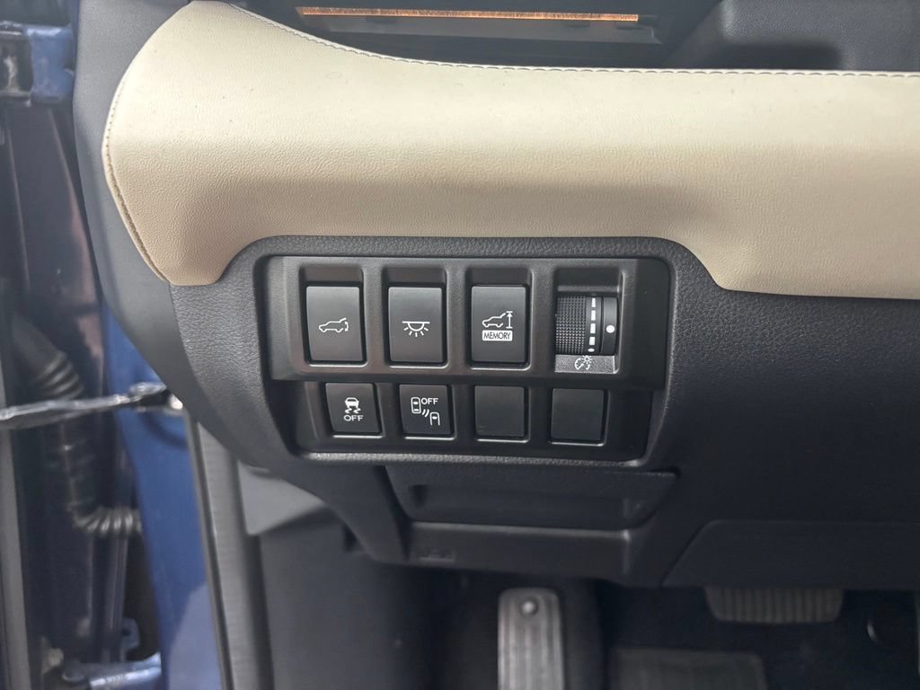 Used 2022 Subaru Ascent Touring AWD/4WD image 29
