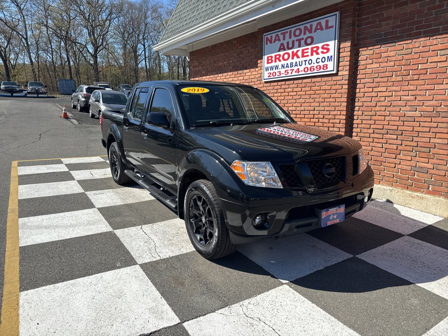 Used 2019 Nissan Frontier SV w/ Value Truck Package AWD/4WD image 1