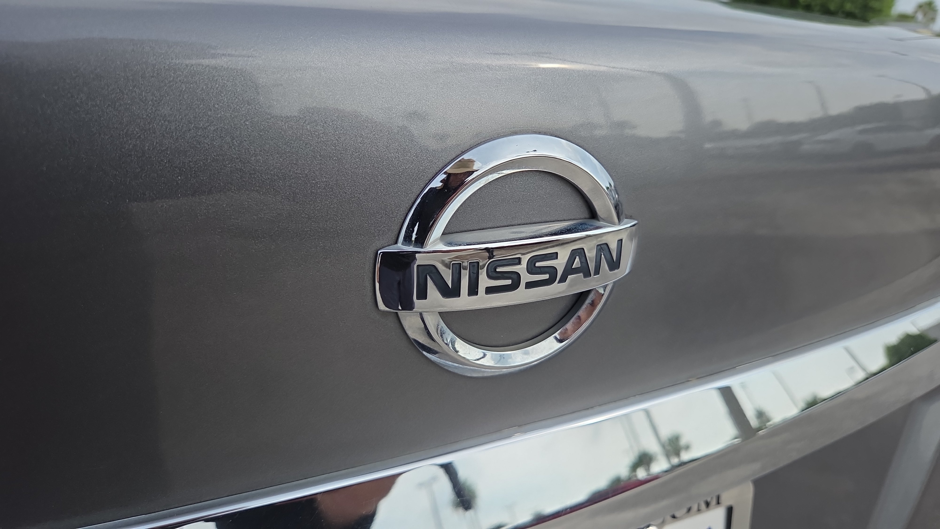 Used 2015 Nissan Sentra SV FWD image 36