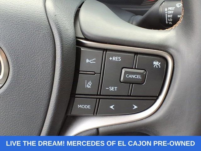 Used 2021 Lexus UX 250h w/ Accessory Package (Z1) AWD/4WD image 11