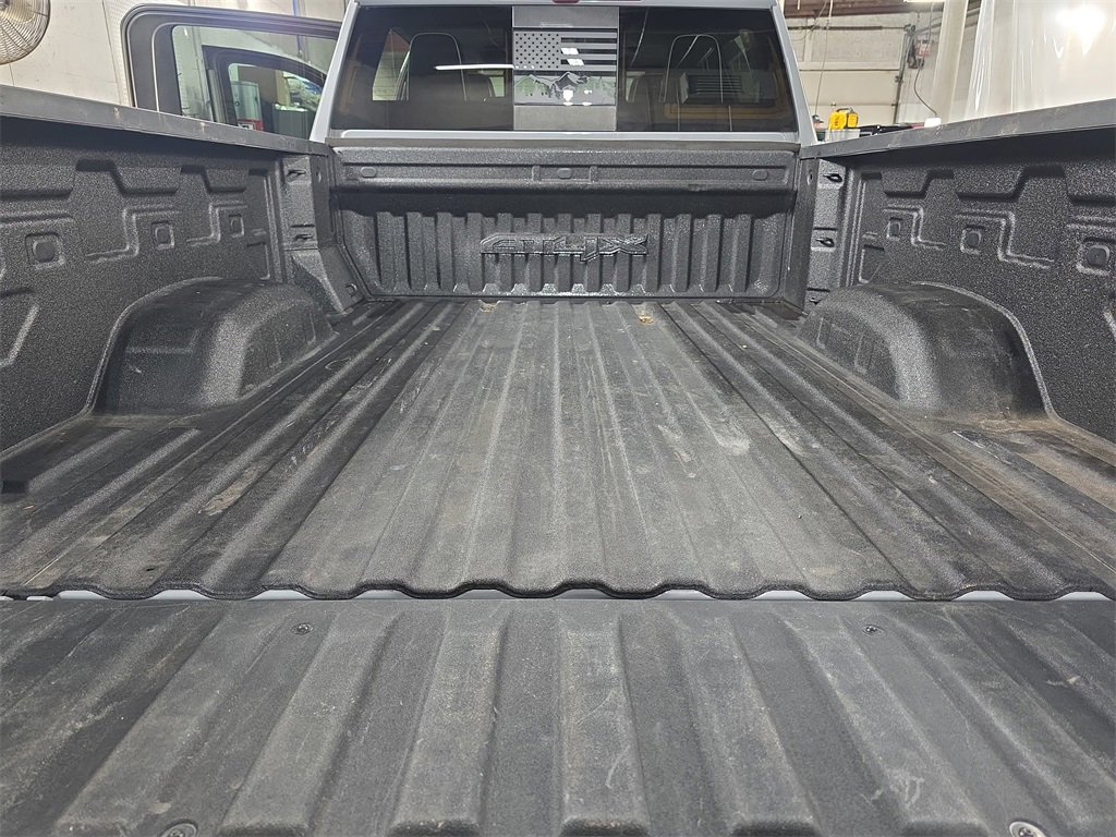 Used 2024 GMC Sierra 2500 AT4X image 12