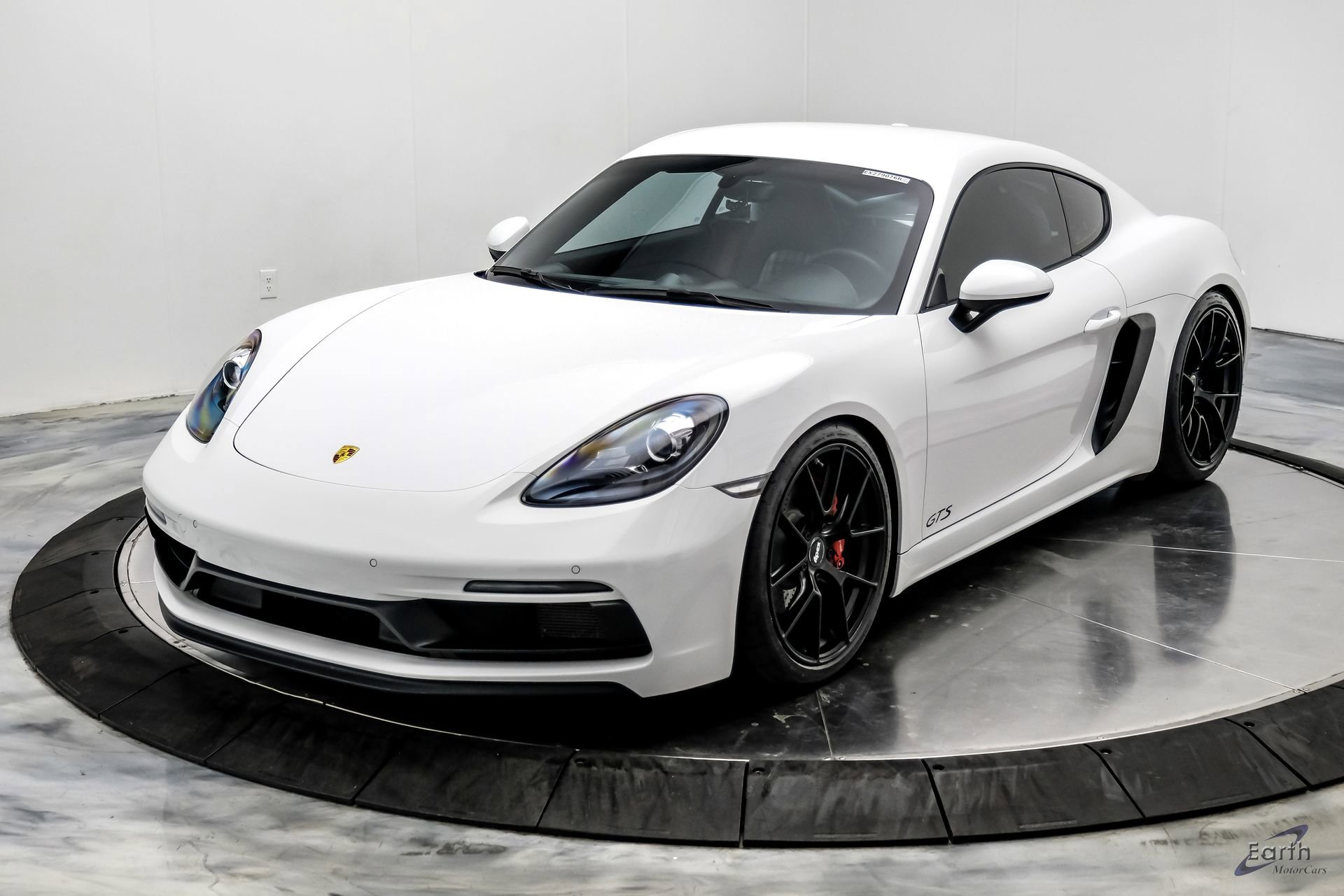 Used 2019 Porsche 718 Cayman GTS RWD image 6