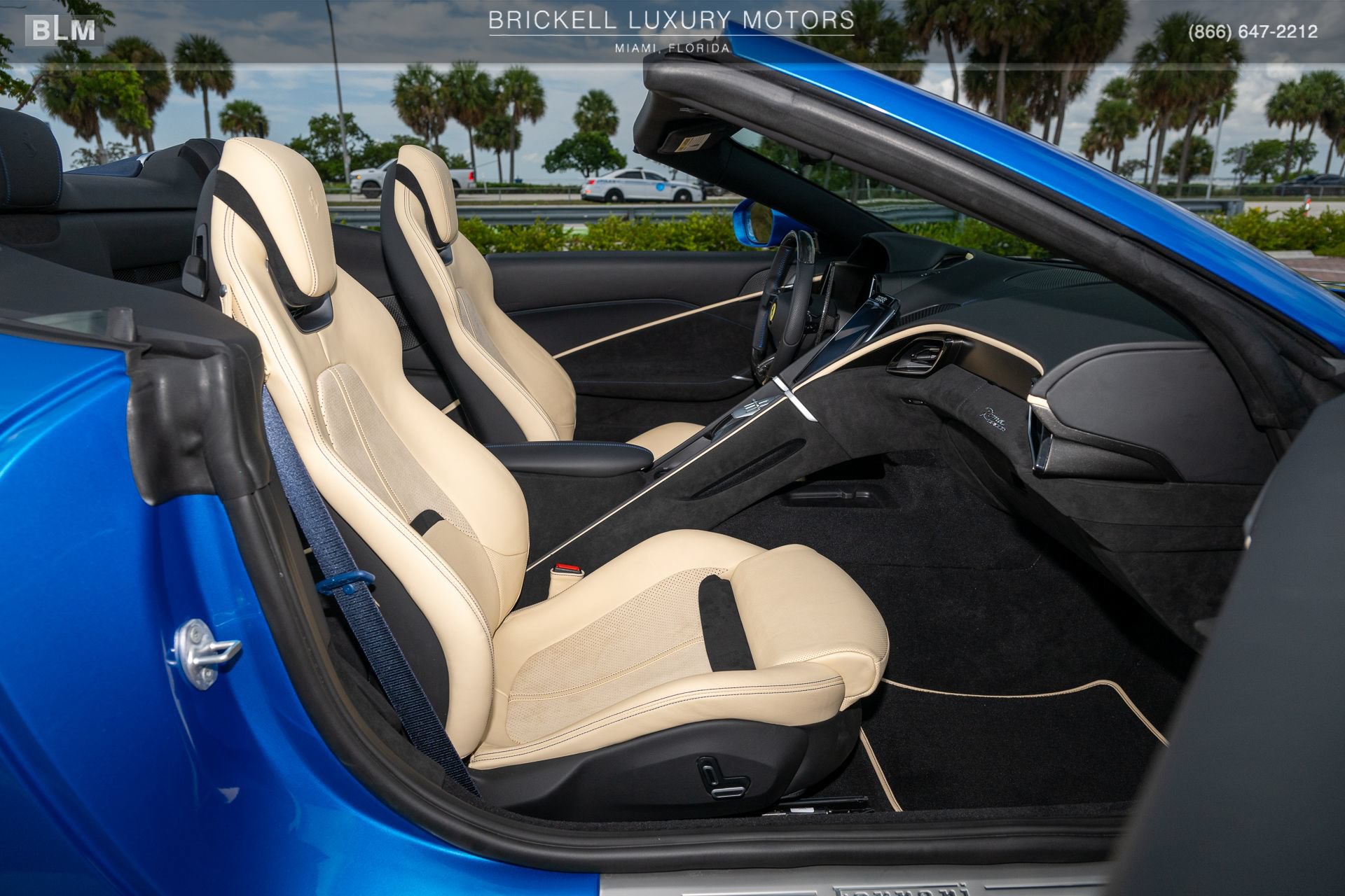 Used 2026 Ferrari Roma Spider RWD image 7