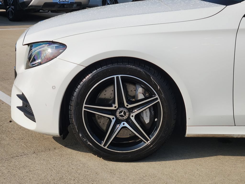 Used 2018 Mercedes-Benz E 300 image 8