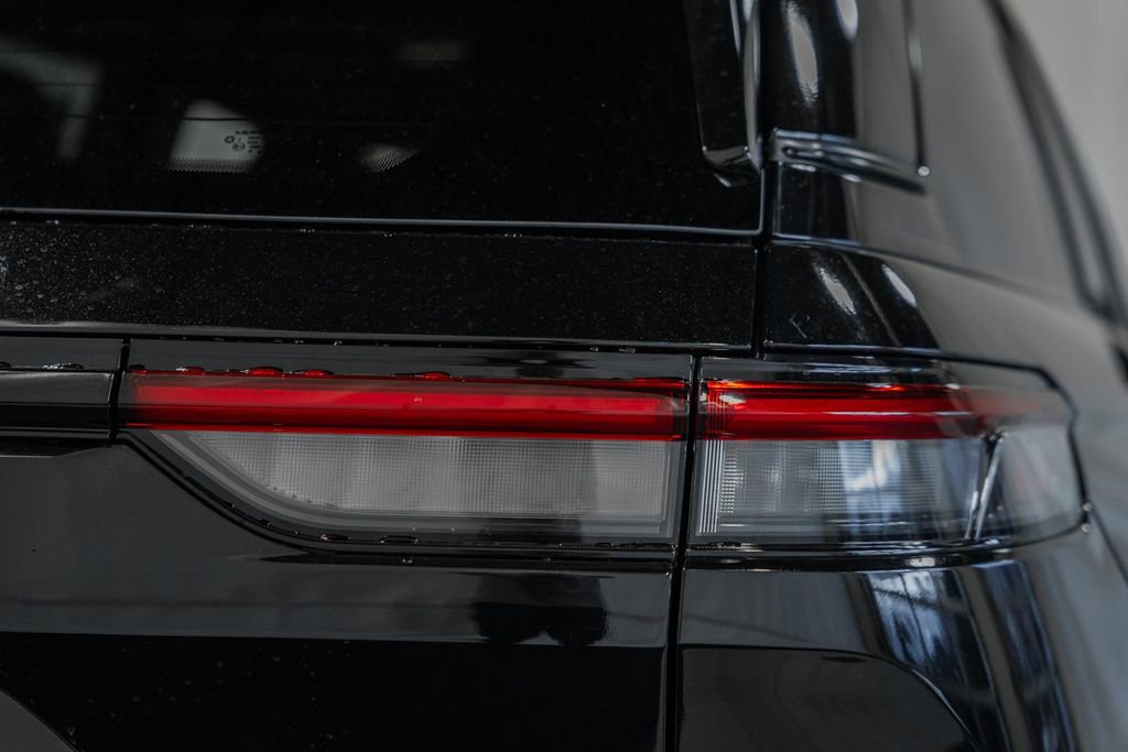 New 2025 Jeep Grand Cherokee Altitude image 6