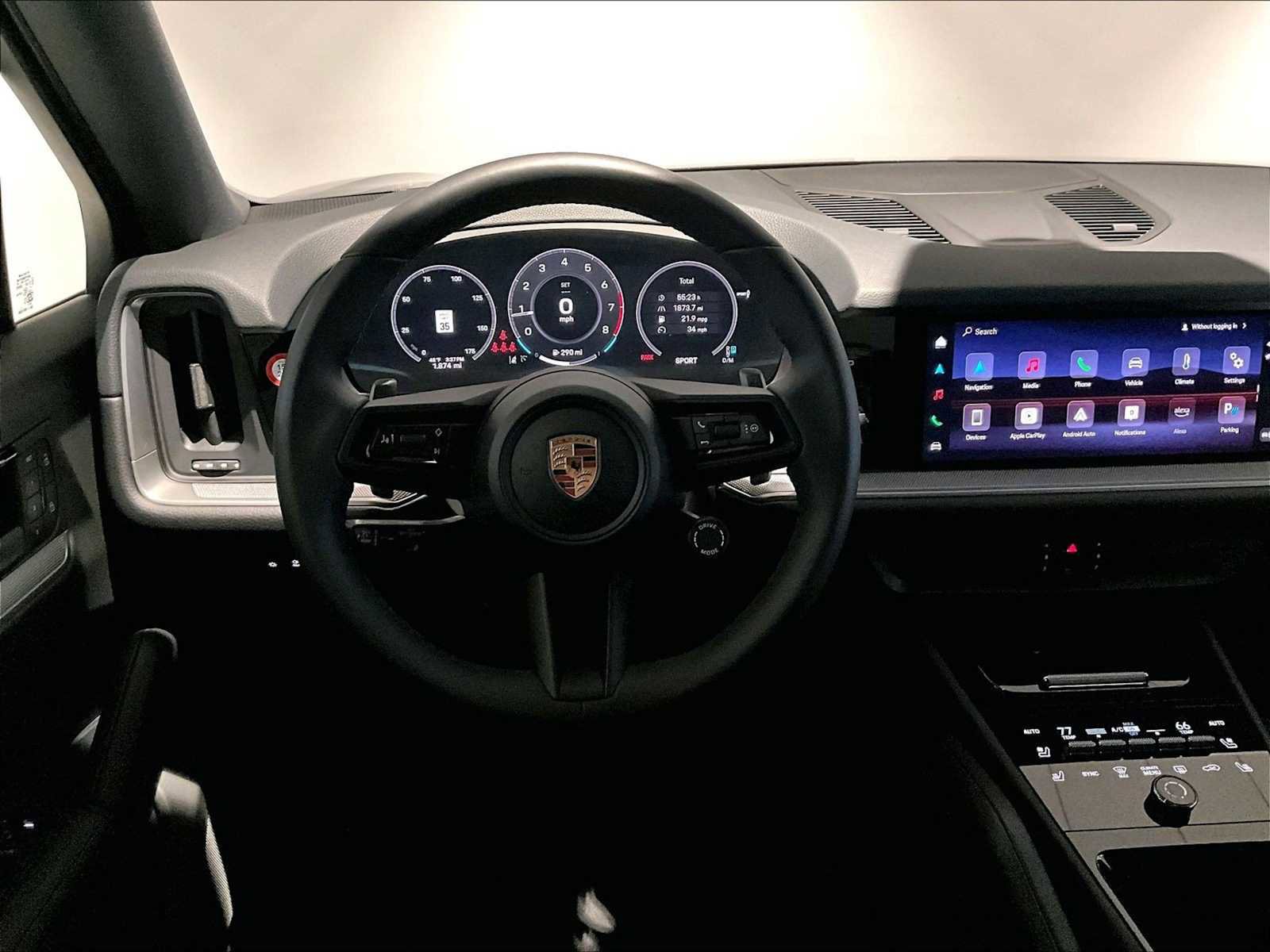 Used 2026 Porsche Cayenne image 16