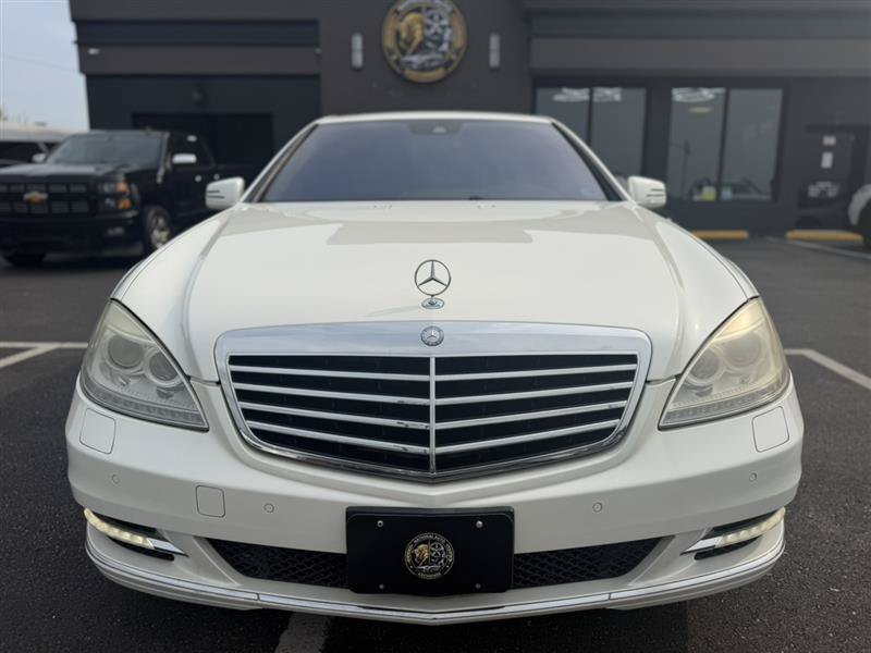 Used 2010 Mercedes-Benz S 550 image 9