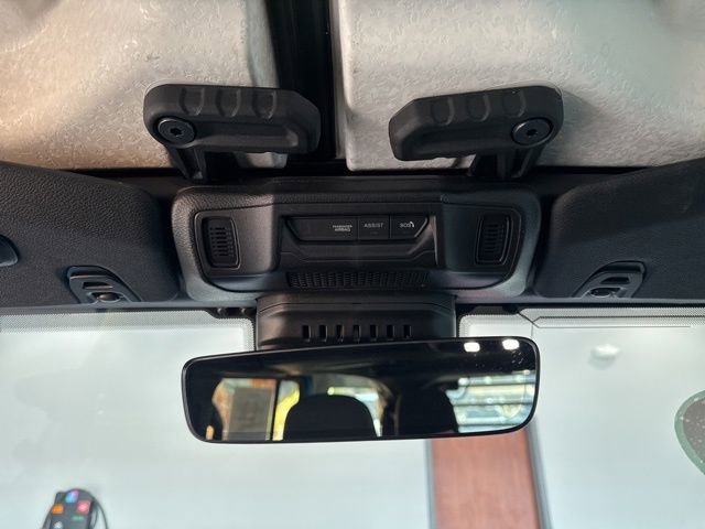 Used 2024 Jeep Wrangler Sahara w/ Technology Group image 33