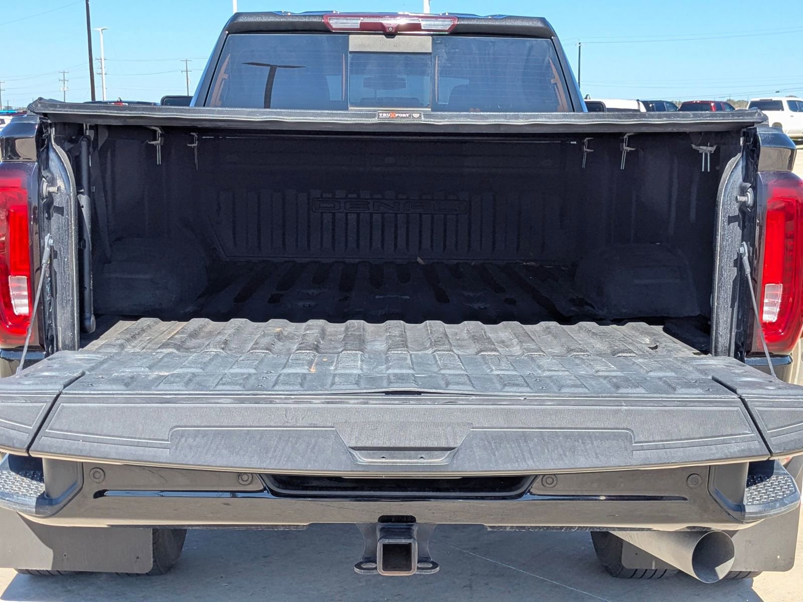 Used 2022 GMC Sierra 3500 Denali image 28