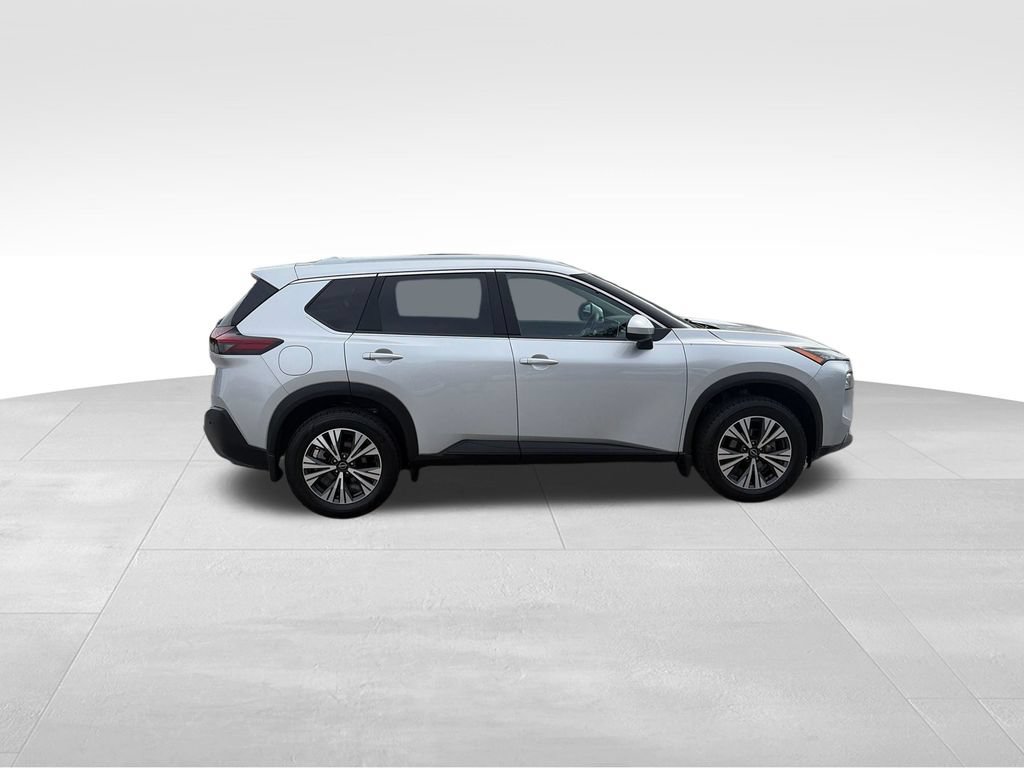 Used 2023 Nissan Rogue SV w/ SV Premium B Package FWD image 7