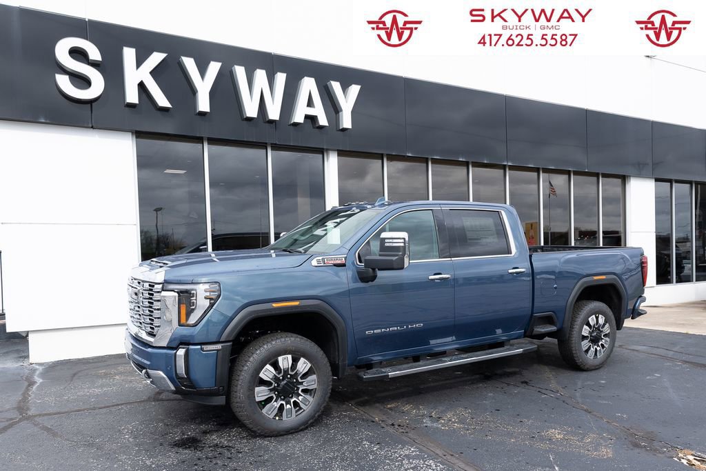 New 2026 GMC Sierra 2500 Denali w/ Technology Package AWD/4WD image 1