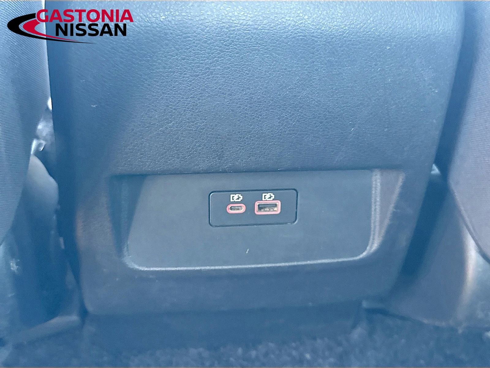 Used 2022 Nissan Frontier SV w/ Technology Package image 32