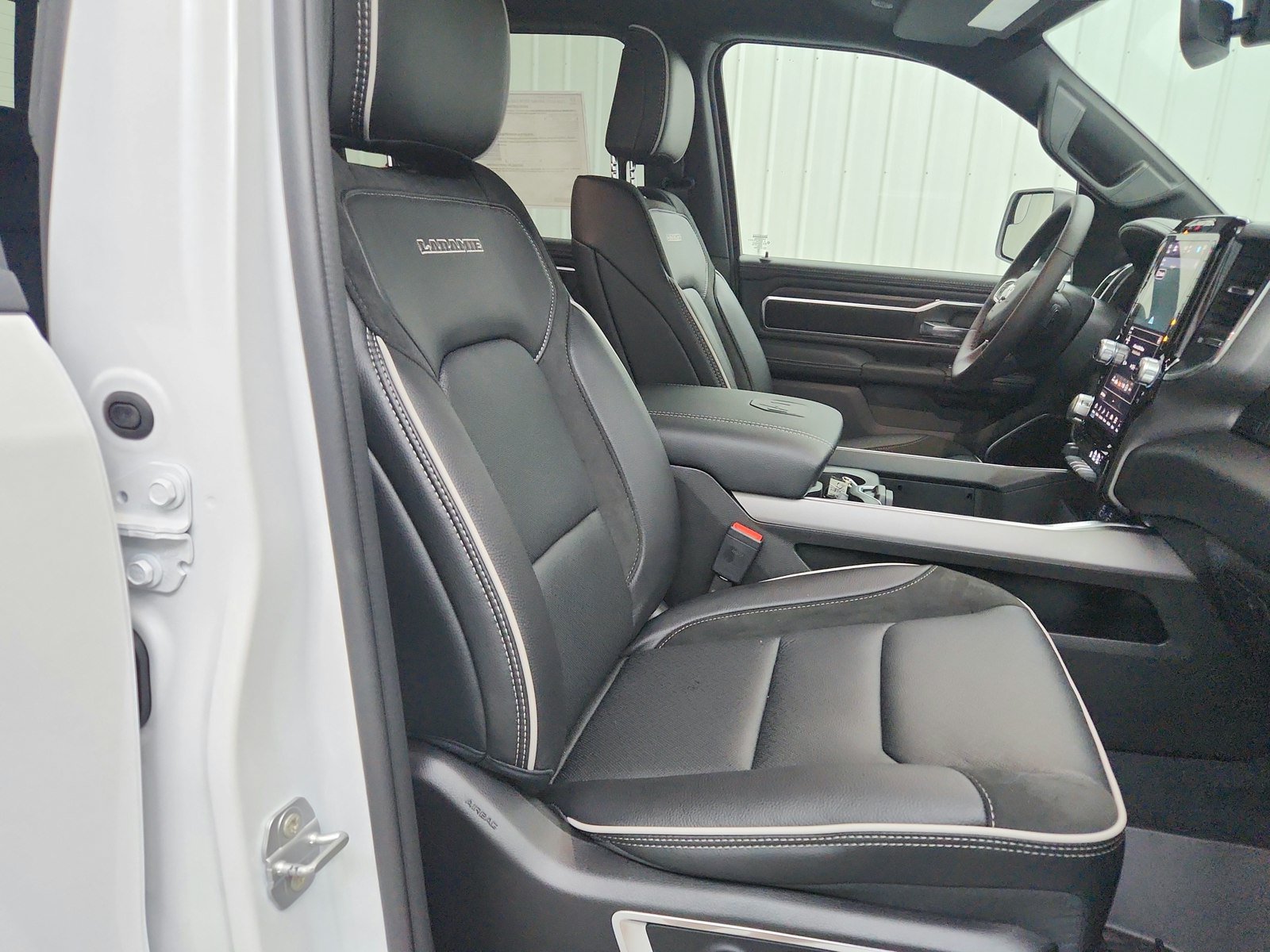New 2026 RAM 1500 Laramie w/ Night Edition AWD/4WD image 39