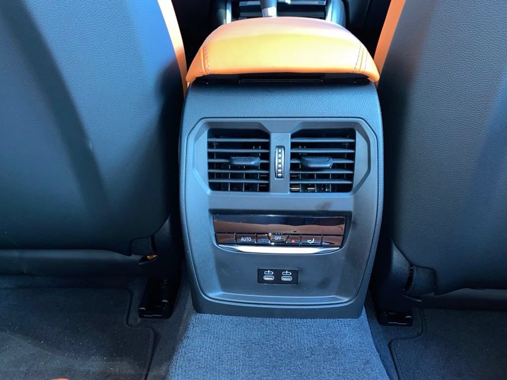 New 2027 BMW M3 w/ M Carbon Exterior Package RWD image 9