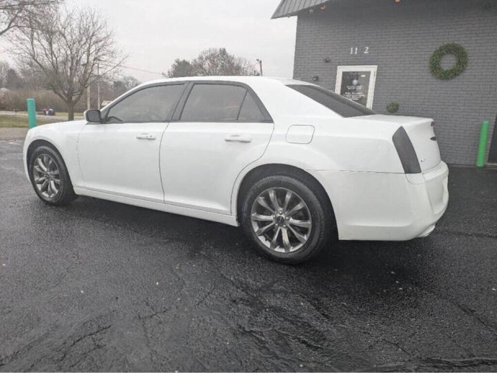 Used 2014 Chrysler 300 S image 3