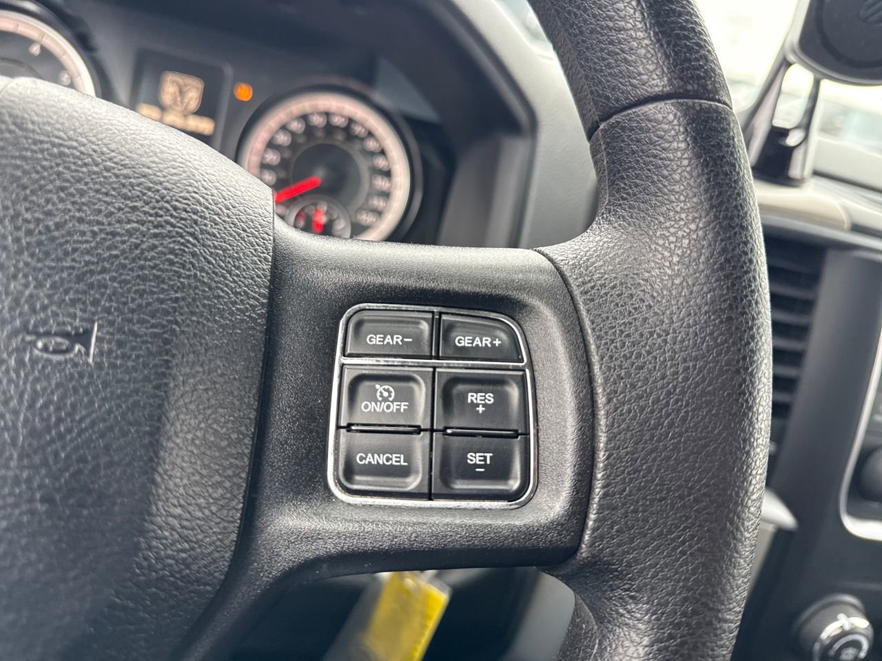 Used 2016 RAM 1500 Classic SLT image 27