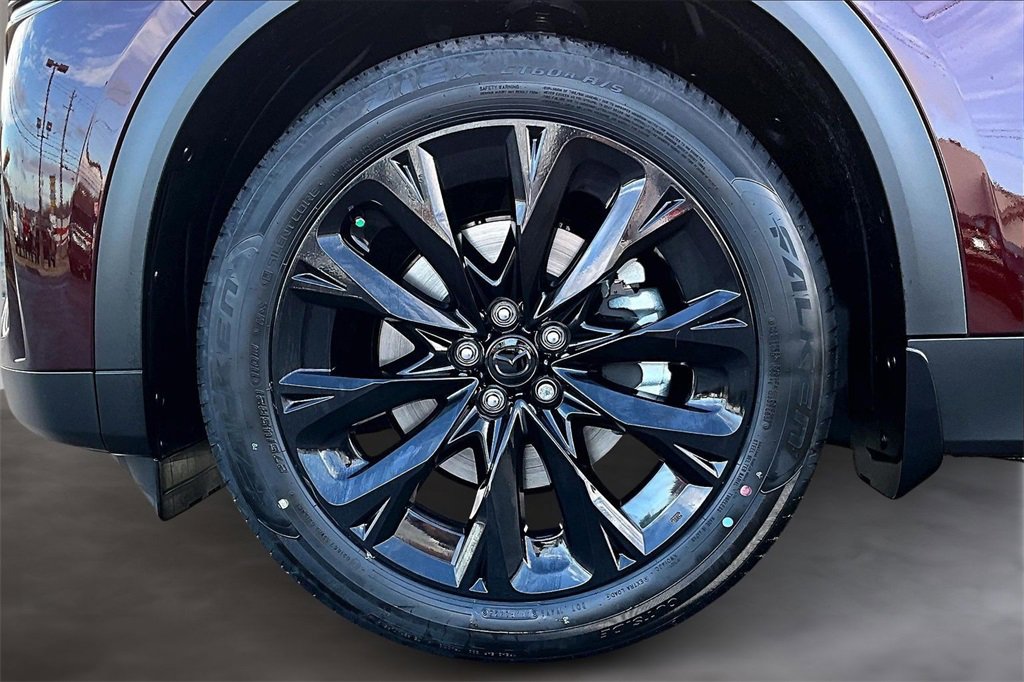 New 2026 MAZDA CX-90 Plug-In Hybrid w/Premium Sport image 18