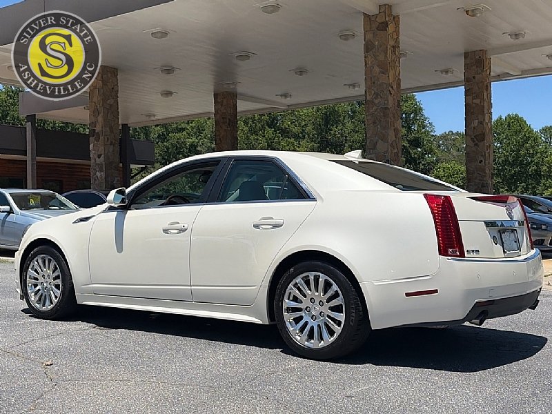 Used 2010 Cadillac CTS Performance w/ Performance Luxury Package RWD image 4