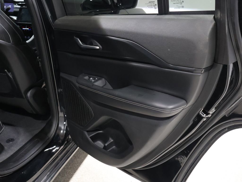 Used 2024 Jeep Grand Cherokee Altitude image 24