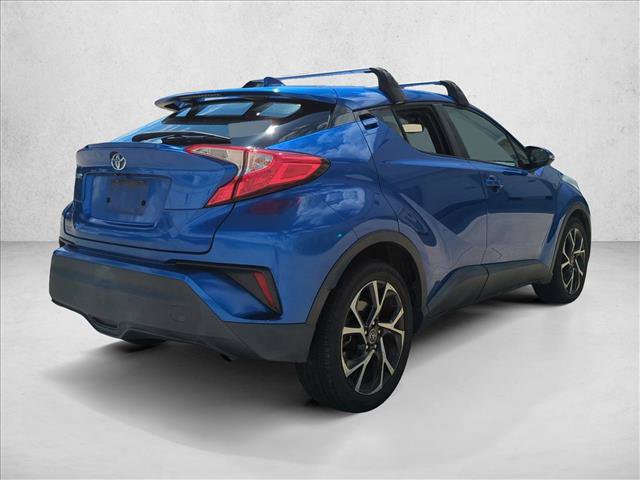 Used 2019 Toyota C-HR XLE FWD image 5