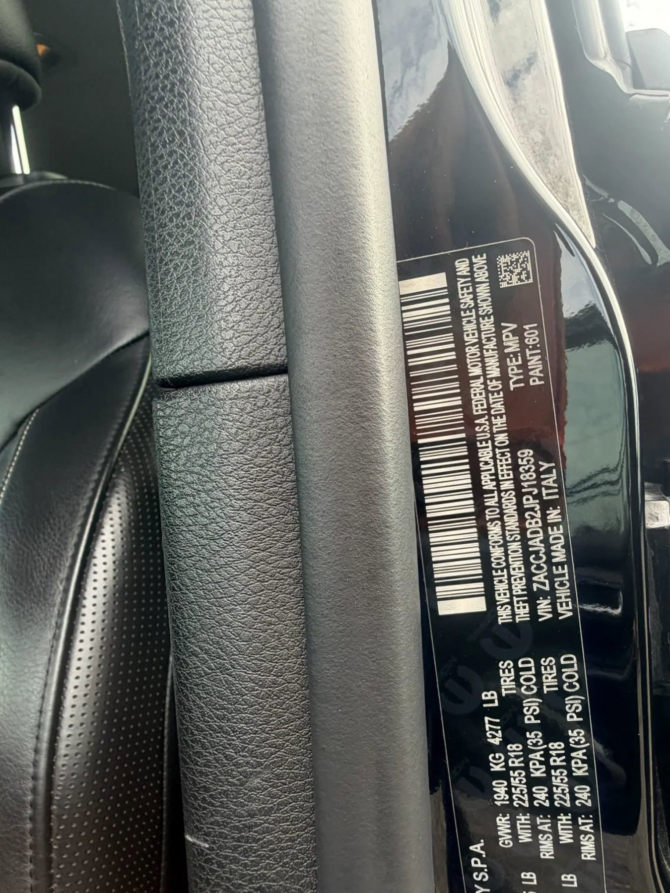 Used 2018 Jeep Renegade Limited FWD image 33