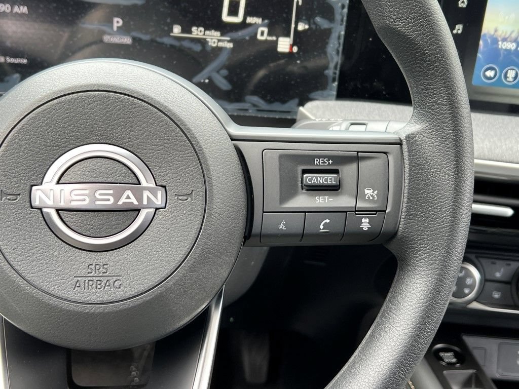 New 2025 Nissan Kicks SV w/ SV Premium Package AWD/4WD image 23