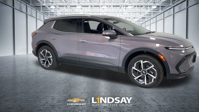 New 2026 Chevrolet Equinox EV LT AWD/4WD image 3