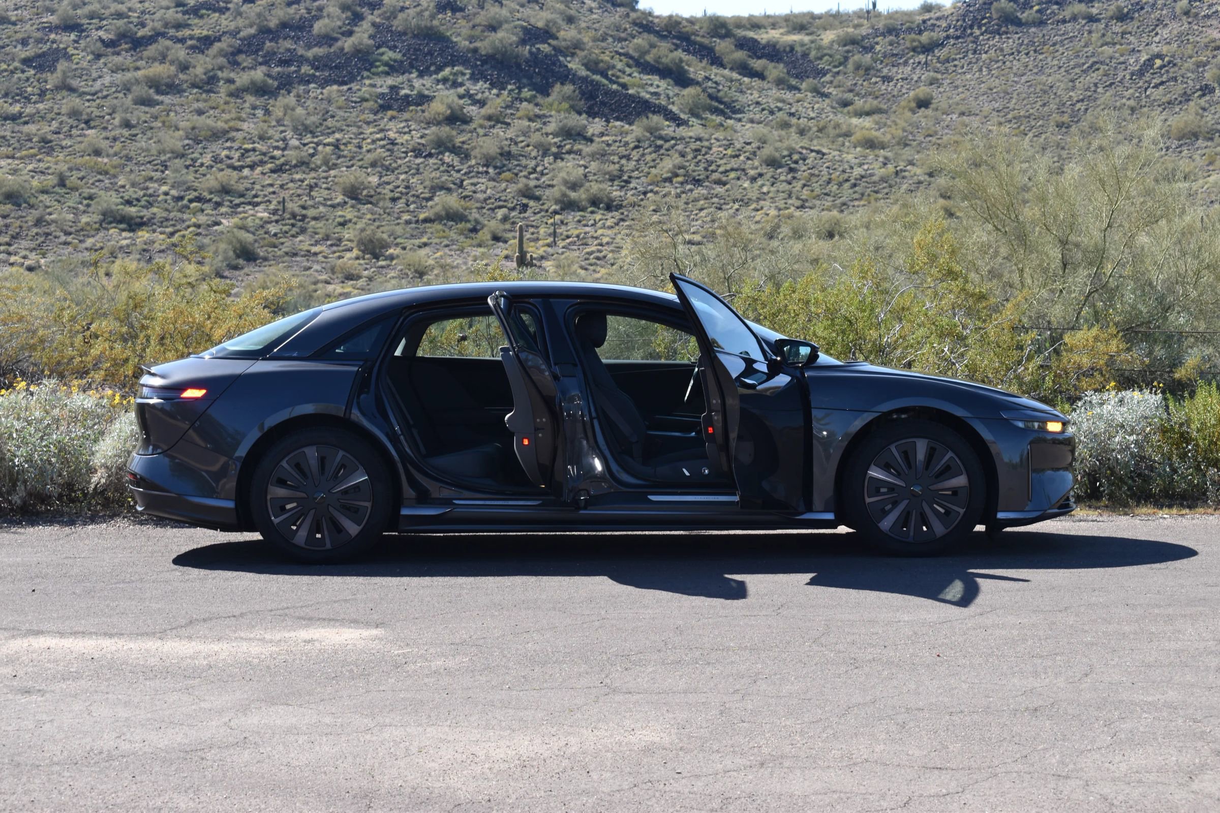 Used 2025 Lucid Air Pure image 10