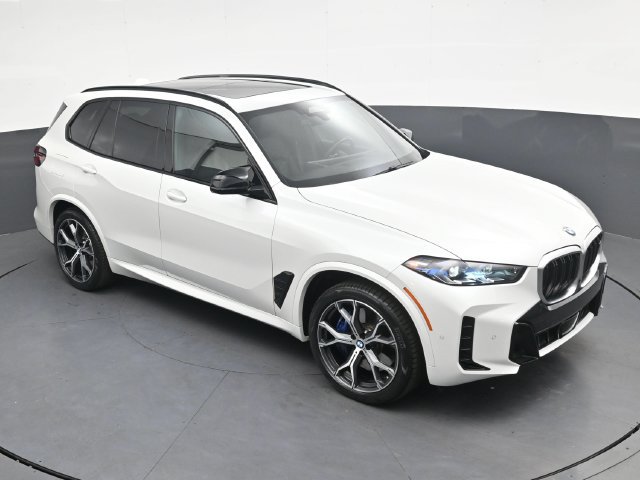 Used 2025 BMW X5 M60i AWD/4WD image 24