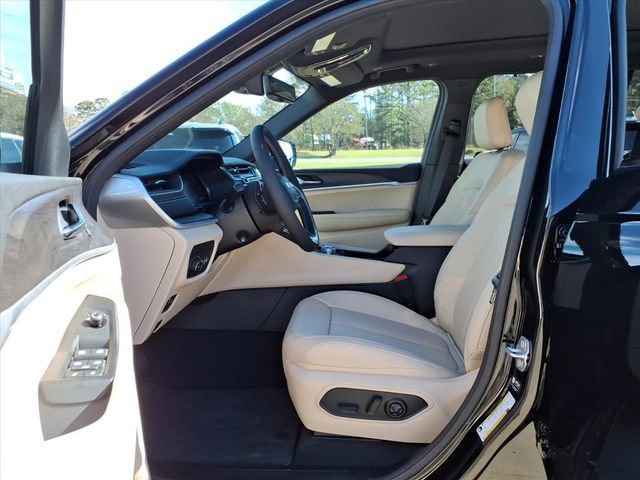 New 2025 Jeep Grand Cherokee L Limited w/ Luxury Tech Group II image 47