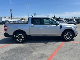 Used 2024 Ford Maverick Lariat FWD image 4