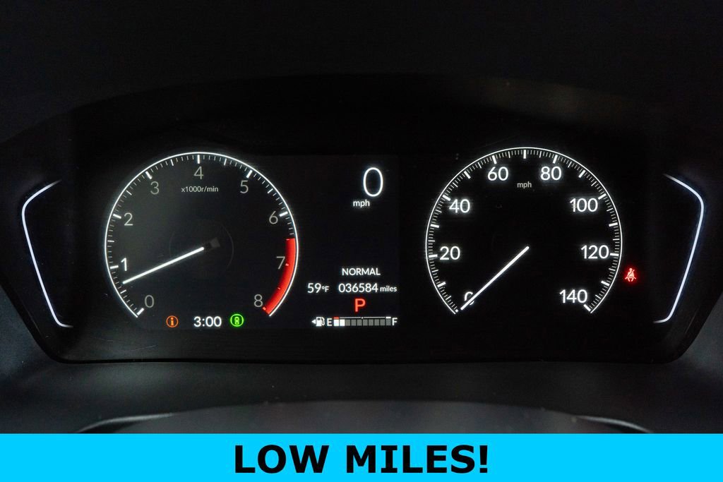 Certified 2023 Honda Pilot Touring image 3