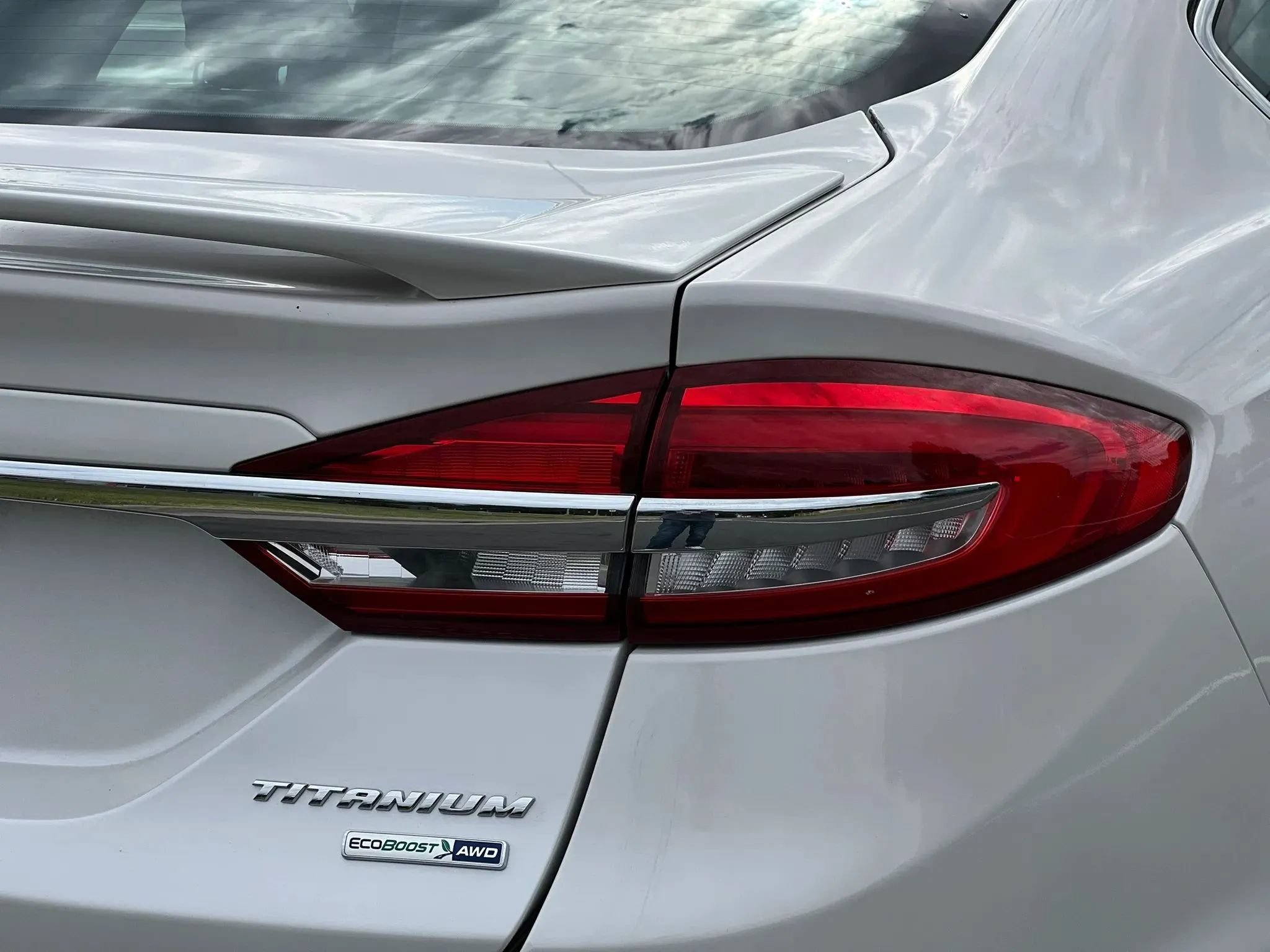 Used 2017 Ford Fusion Titanium AWD/4WD image 11