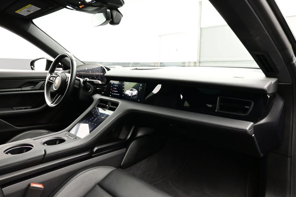 Certified 2021 Porsche Taycan RWD image 18