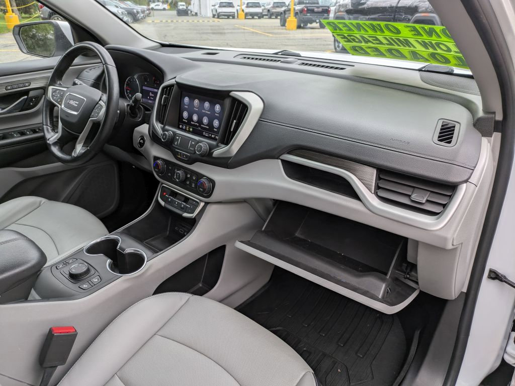 Certified 2022 GMC Terrain SLT w/ LPO, Floor Liner Package AWD/4WD image 26