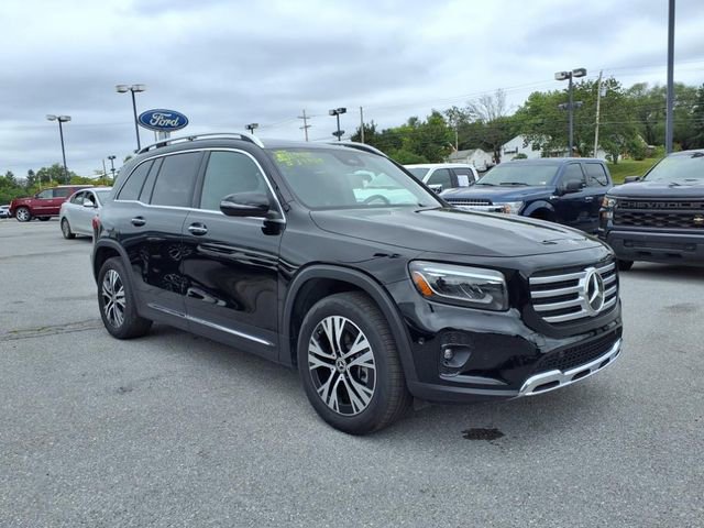 Used 2024 Mercedes-Benz GLB 250 4MATIC image 3