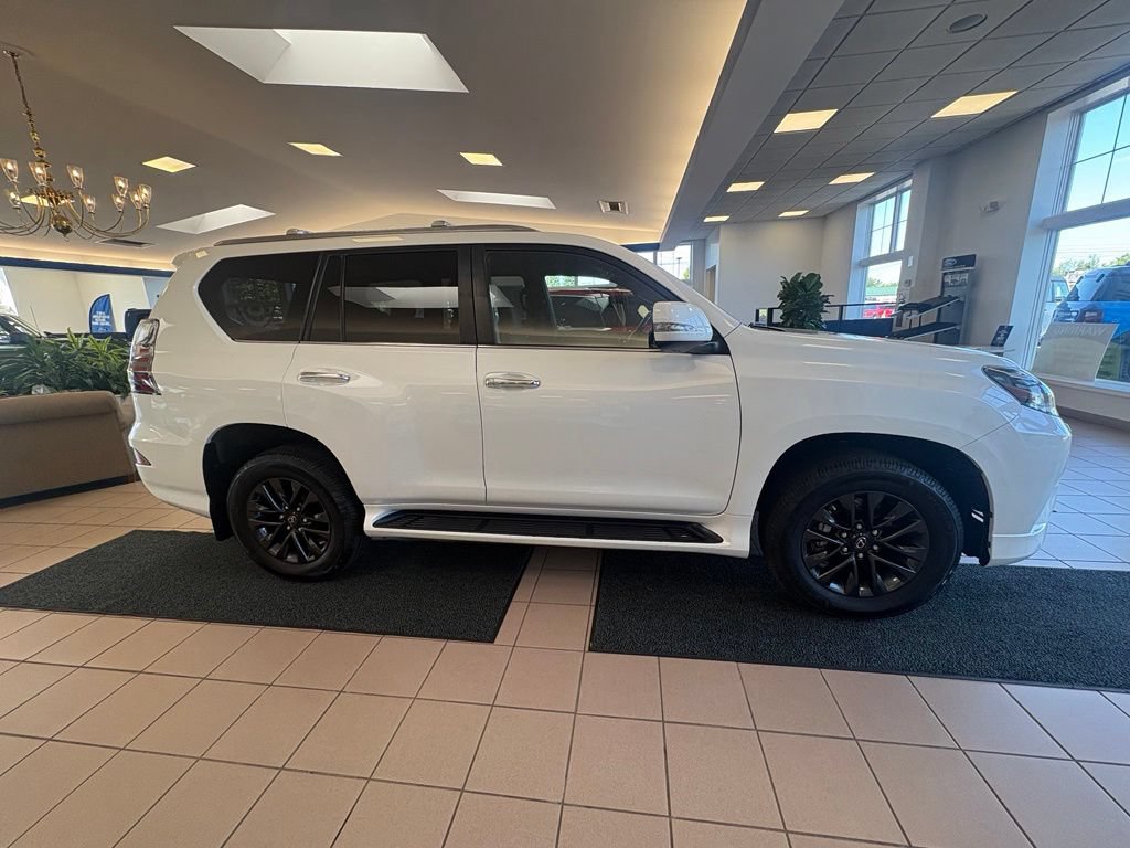 Used 2021 Lexus GX 460 Premium w/ Premium Package AWD/4WD image 6