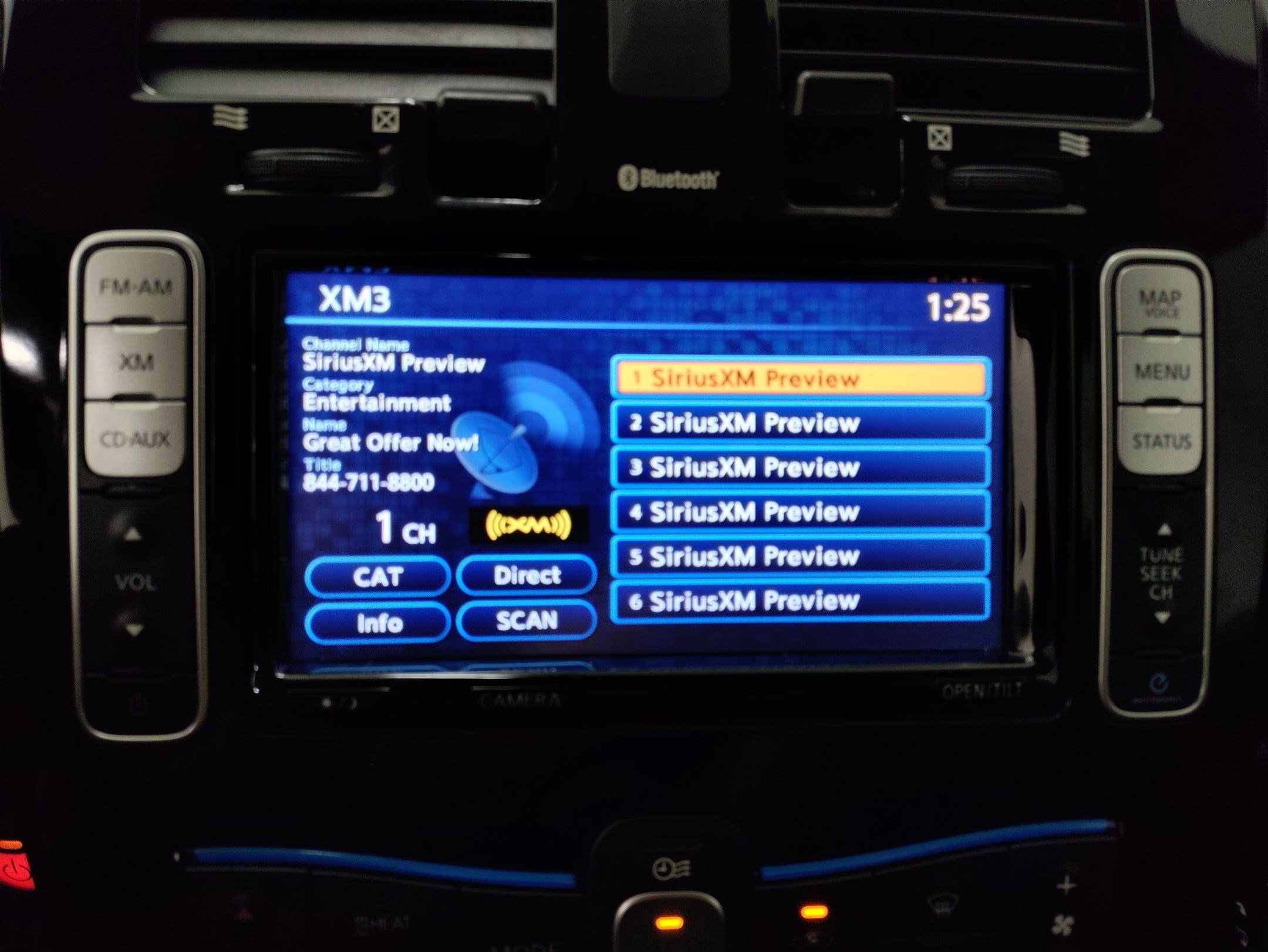 Used 2015 Nissan Leaf SL w/ Premium Package image 24