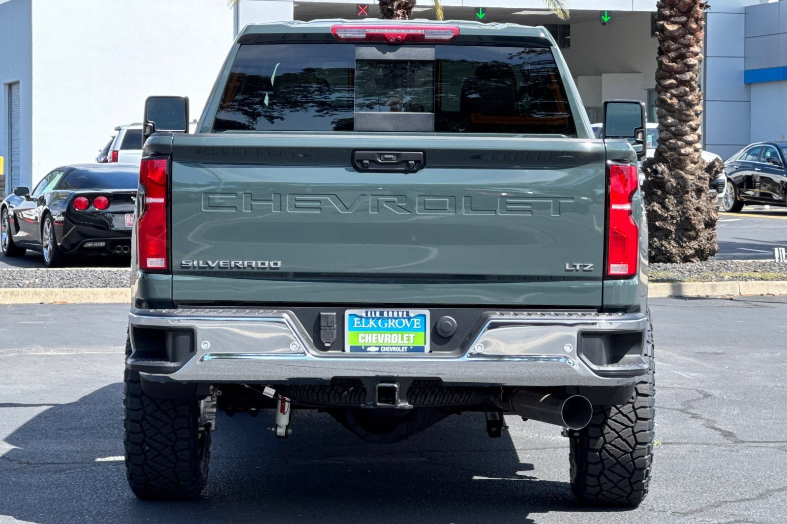 New 2026 Chevrolet Silverado 2500 LTZ w/ LTZ Premium Package AWD/4WD image 4