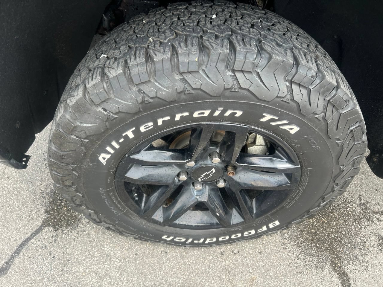 Used 2019 Chevrolet Silverado 1500 LT Trail Boss AWD/4WD image 9