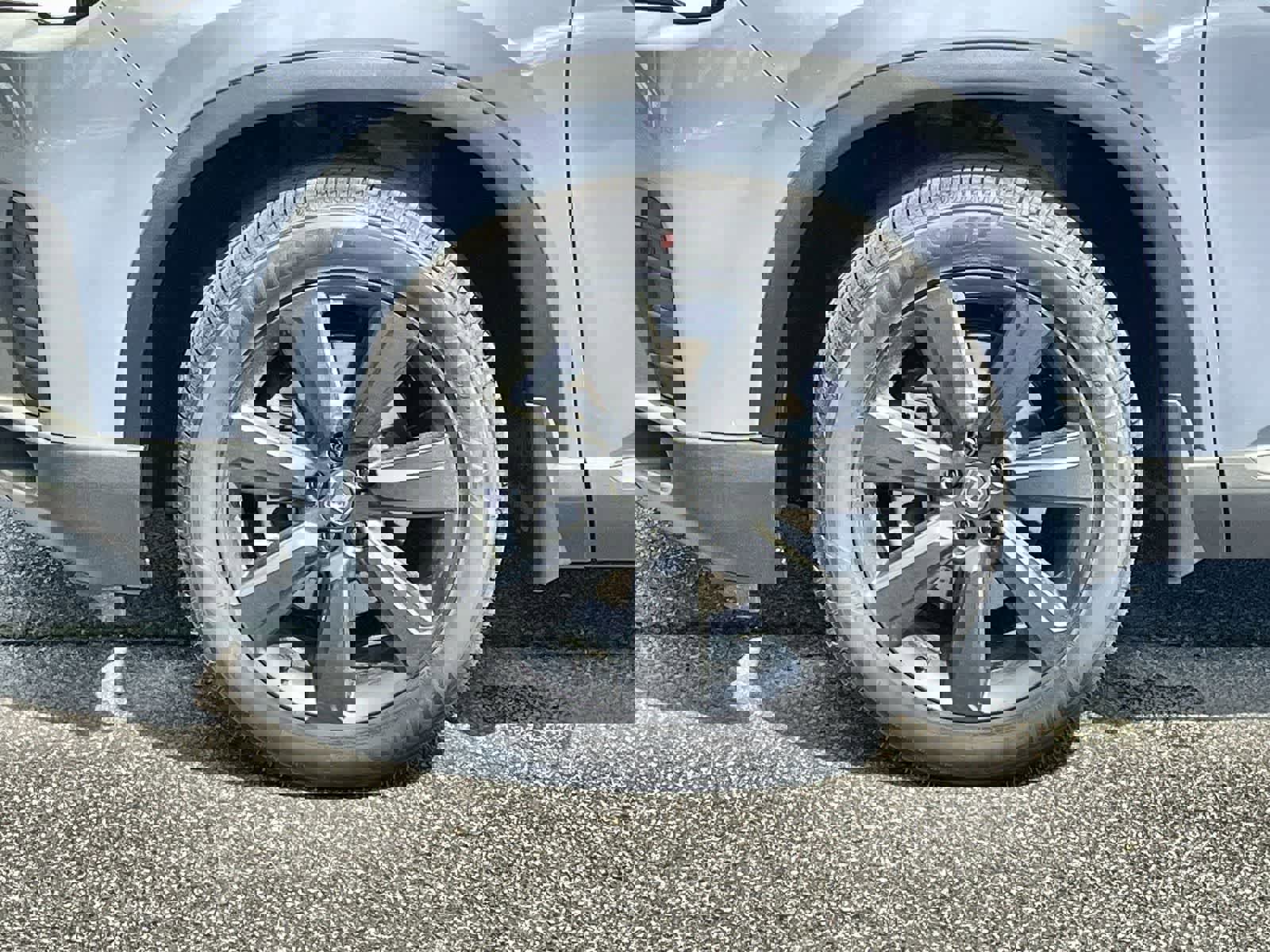 New 2026 Honda Pilot Sport image 7