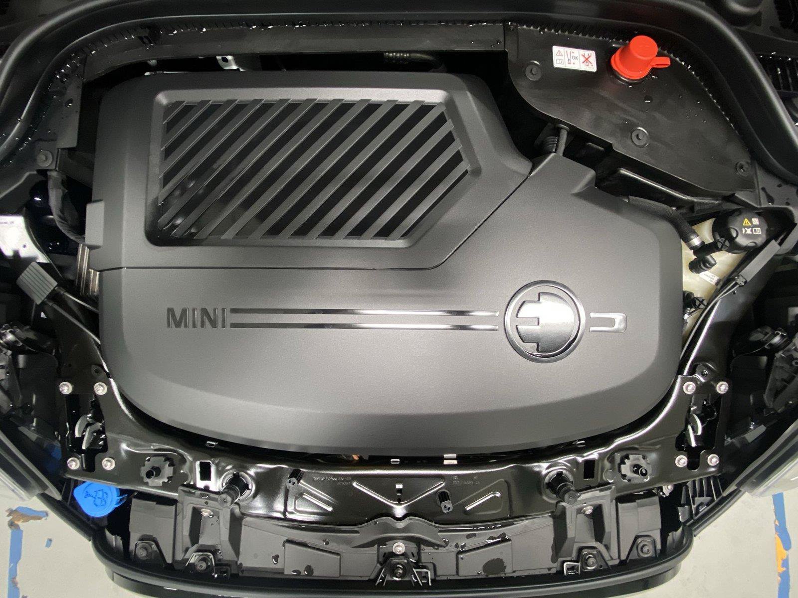 Used 2024 MINI Cooper SE FWD image 22