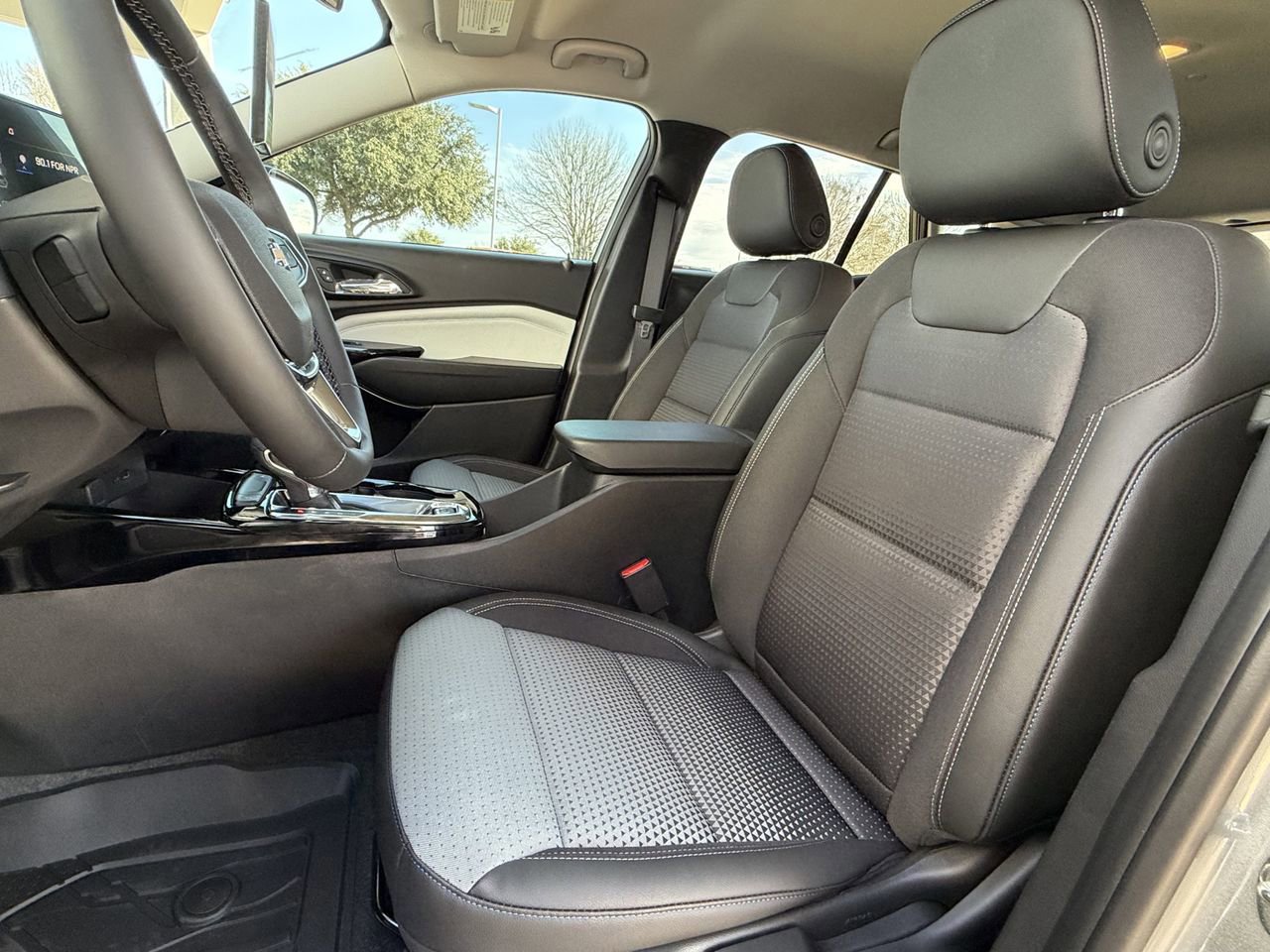 New 2026 Chevrolet Trax LT w/ Driver Confidence Package image 22