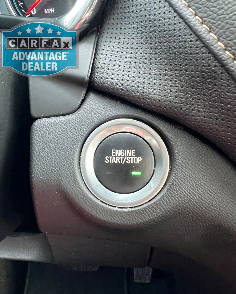 Used 2023 Chevrolet Equinox Premier image 11