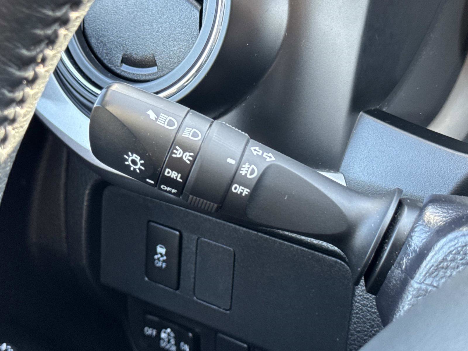 Used 2023 Toyota Tacoma SR5 w/ SR5 Appearance Package image 8